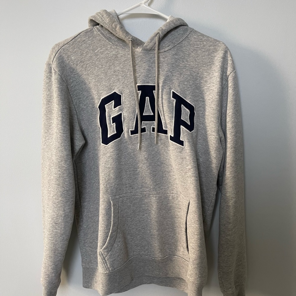 GAP grey hoodie